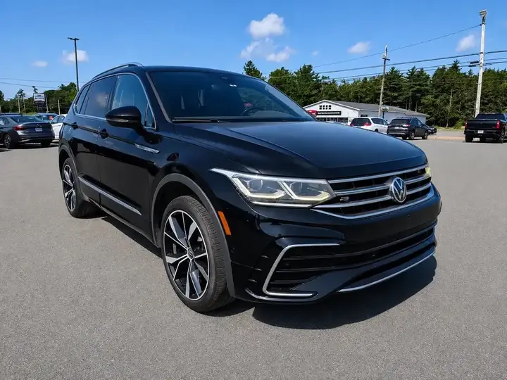 Volkswagen Tiguan 2022 photo 2