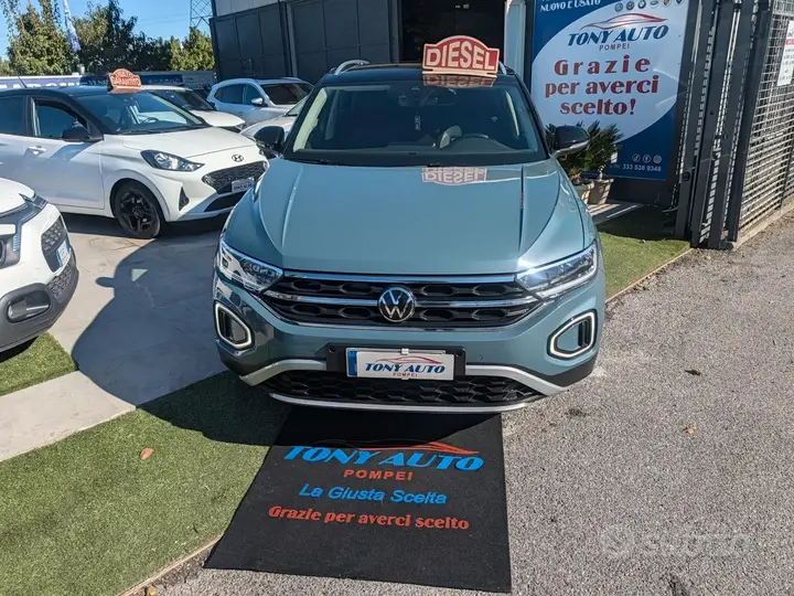Volkswagen T-Roc 2022 photo 2