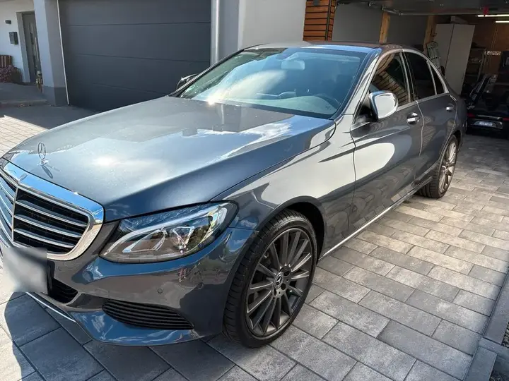 Mercedes-Benz C 220 D