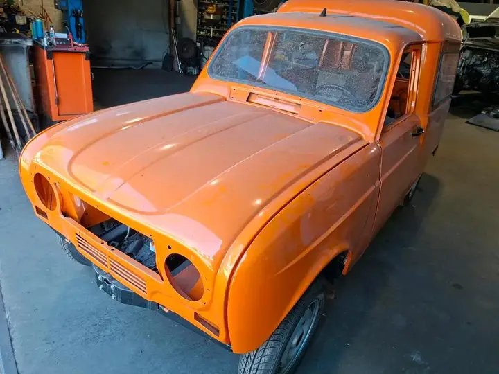 Renault R4