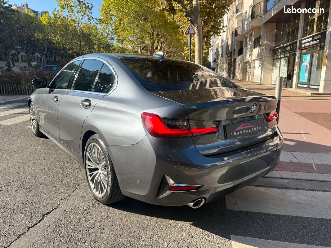 BMW 3 Series 2019 photo 4