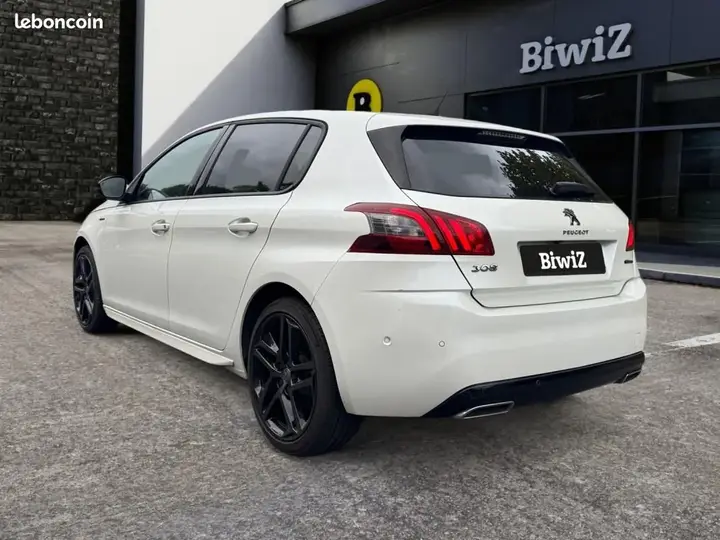 Peugeot 308 2019 photo 3