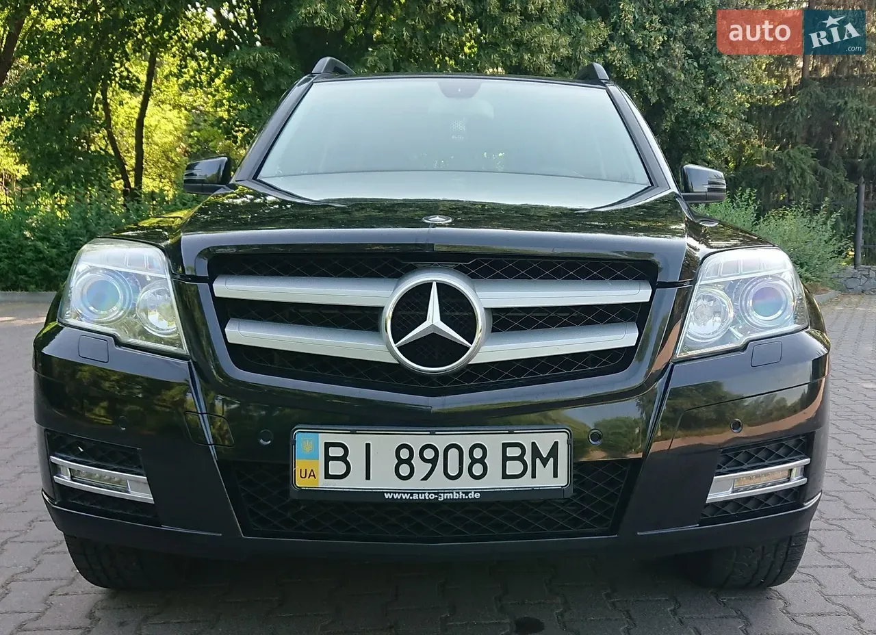 Mercedes-Benz Glk Class 2010 photo 2