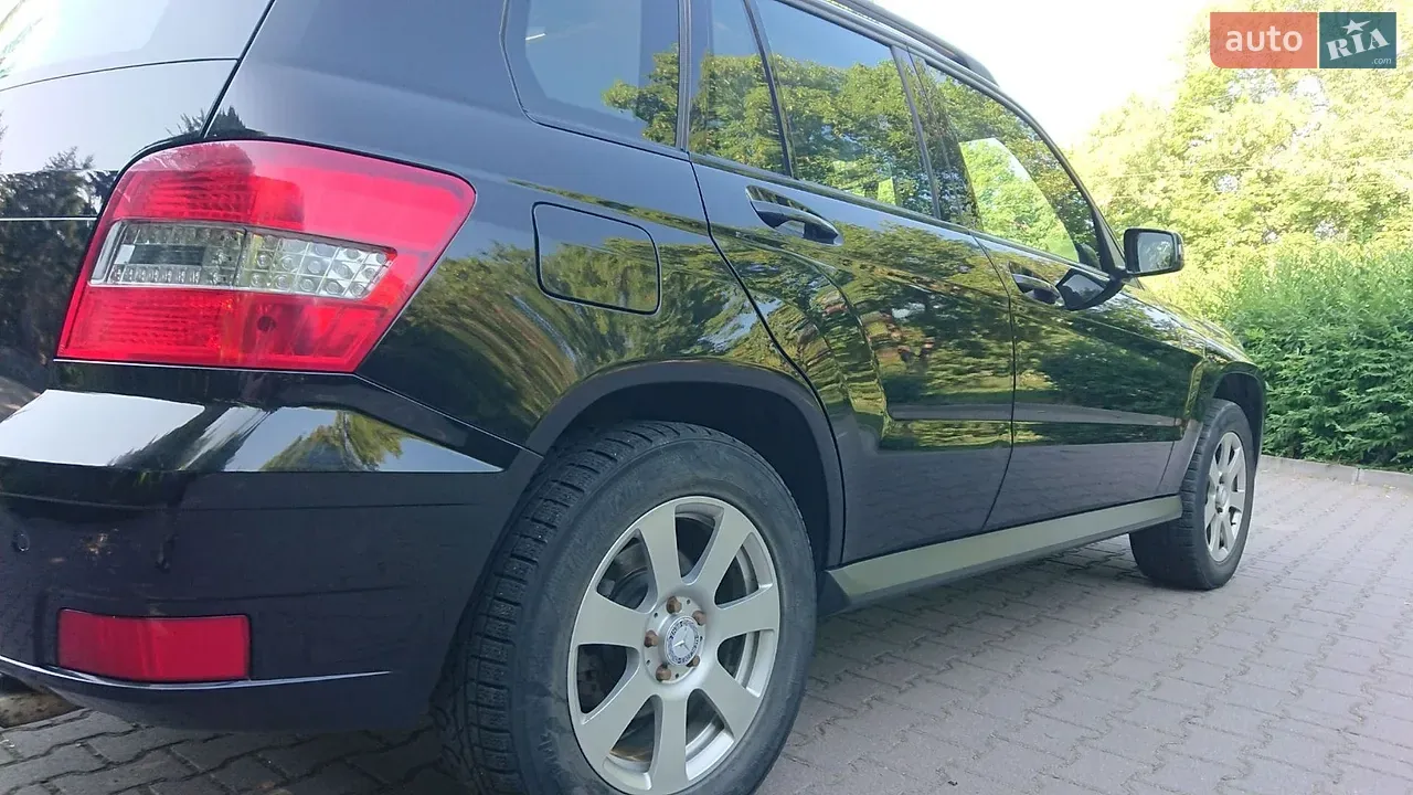 Mercedes-Benz Glk Class 2010 photo 4
