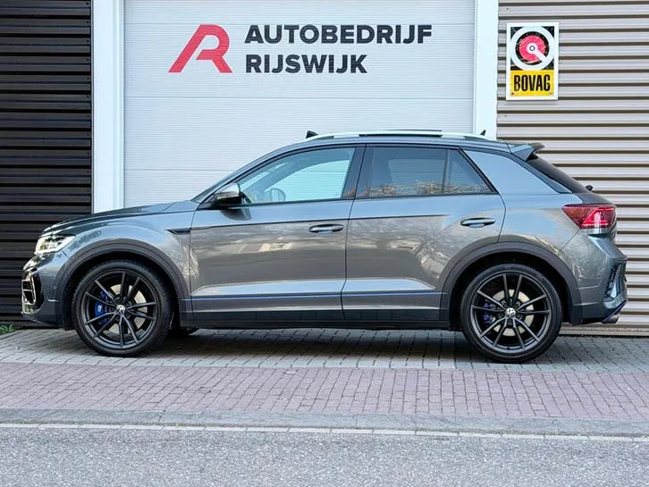 Volkswagen T-Roc 2022 photo 2