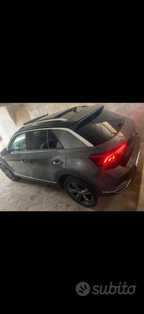 Volkswagen T-Roc 2018 photo 2