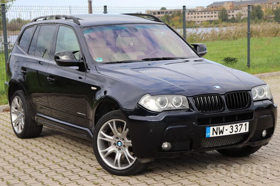 BMW X3 2010 photo 2