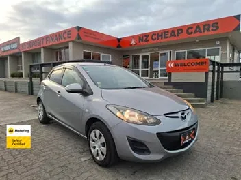 Mazda Demio 2012 photo 2