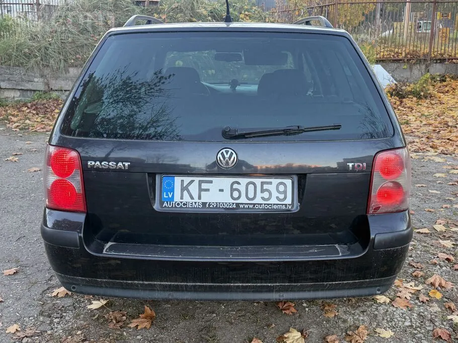 Volkswagen Passat 2004 photo 5