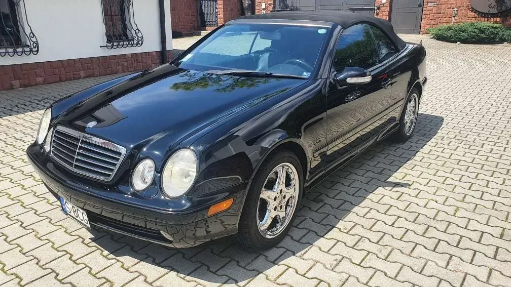 Mercedes-Benz Clk-Class 2002 photo 2