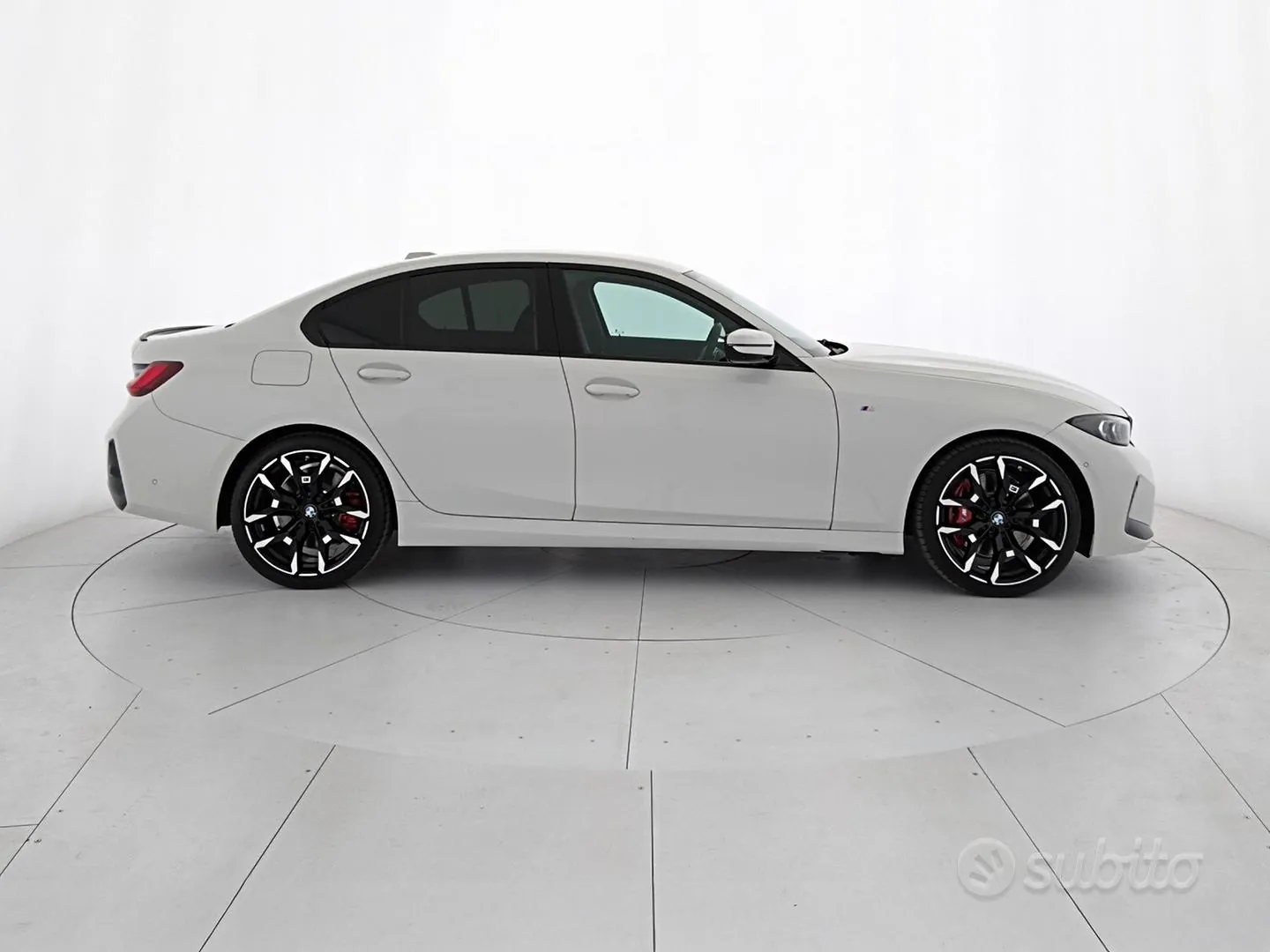 BMW 3 Series 2023 photo 4