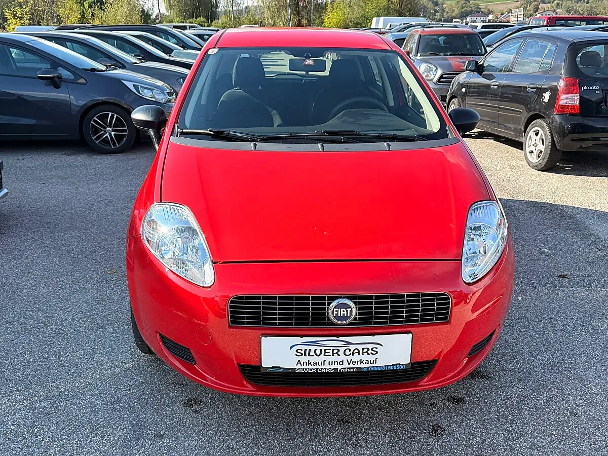 Fiat Grande Punto 2007 photo 2
