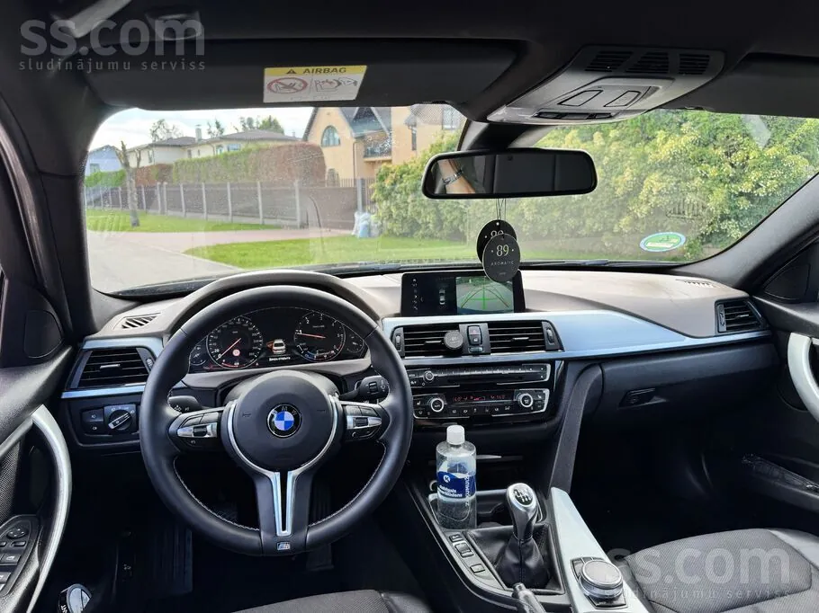 BMW F30 2012 photo 5