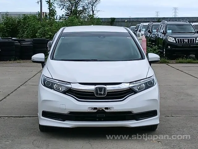 Honda Shuttle Hybrid 2019 photo 2