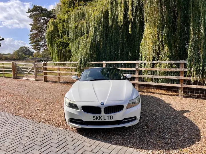BMW Z4 2009 photo 2