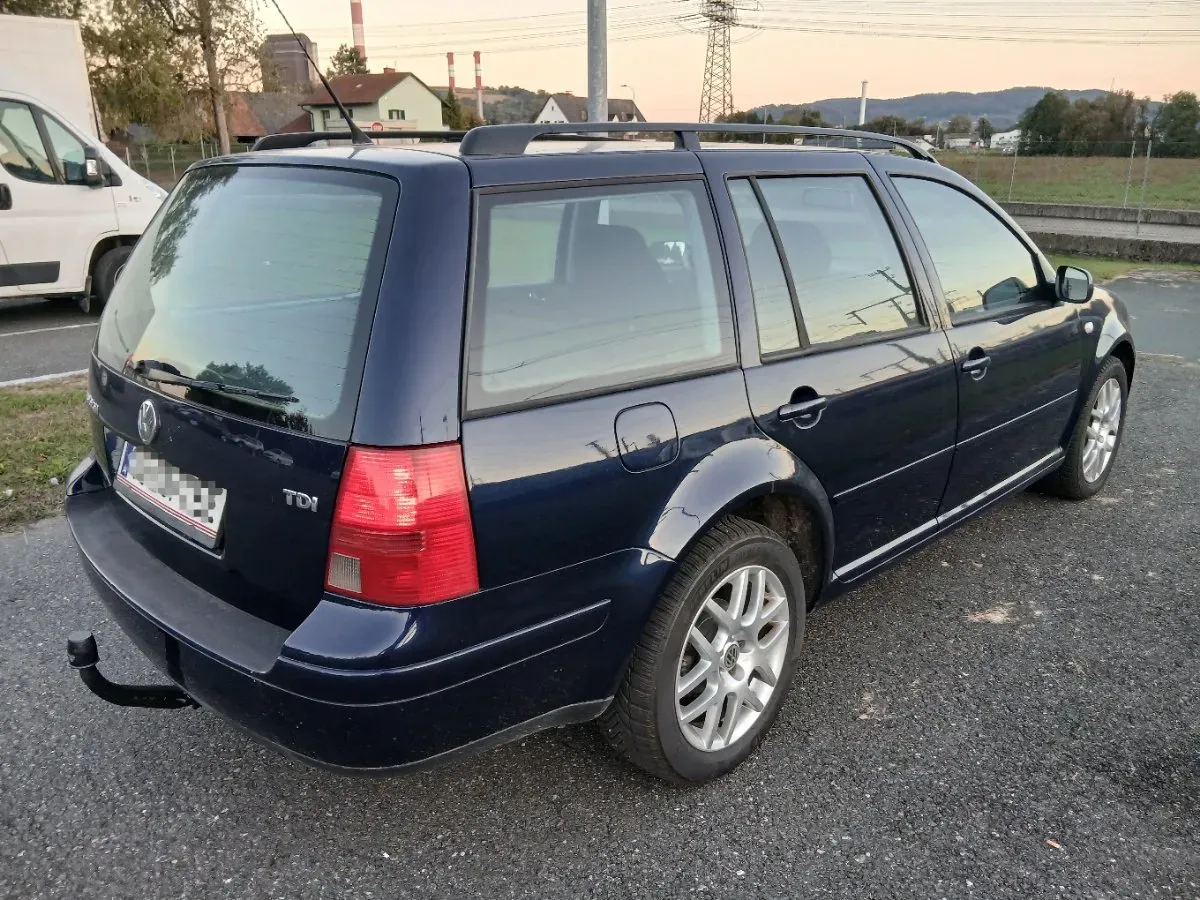 Volkswagen Golf 2003 photo 3