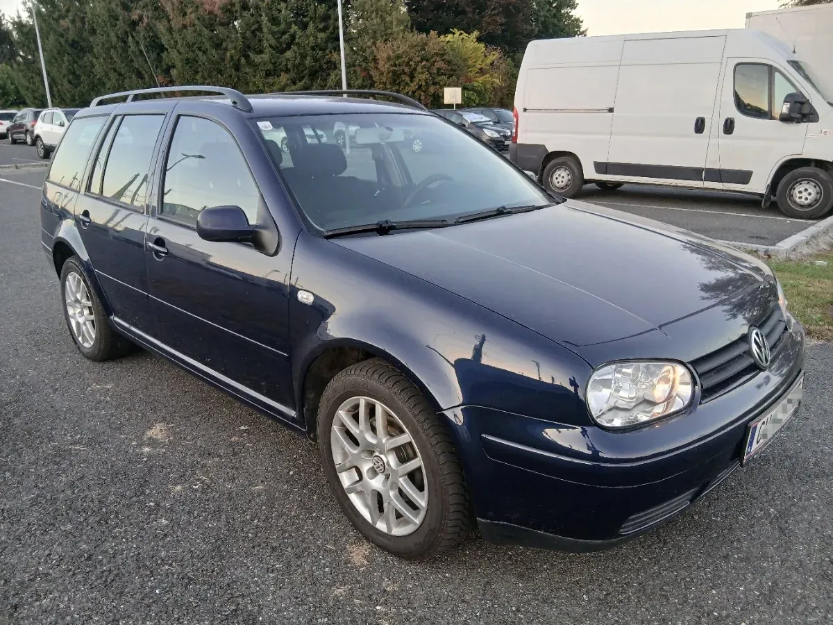 Volkswagen Golf 2003 photo 2
