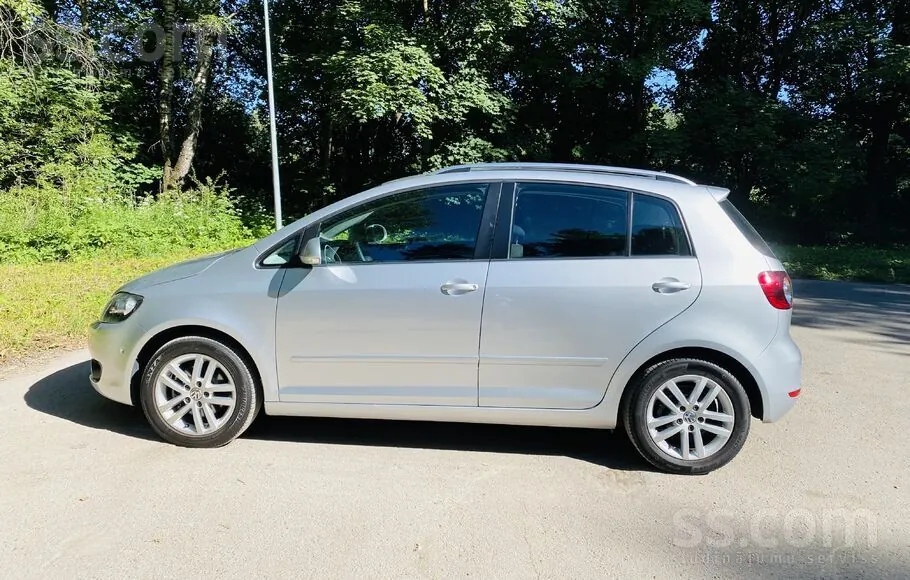 Volkswagen Golf Plus 2010 photo 2