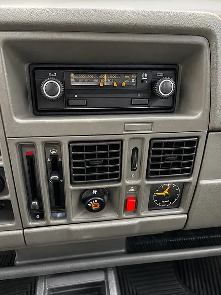 Opel Corsa 1985 photo 5