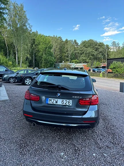 BMW 320D 2013 photo 5
