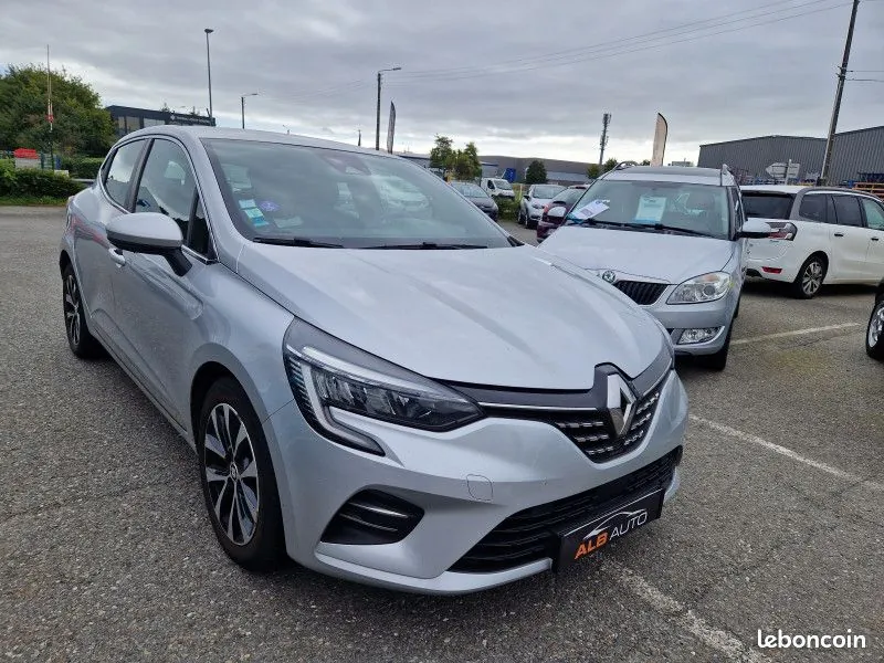 Renault Clio 2021 photo 2