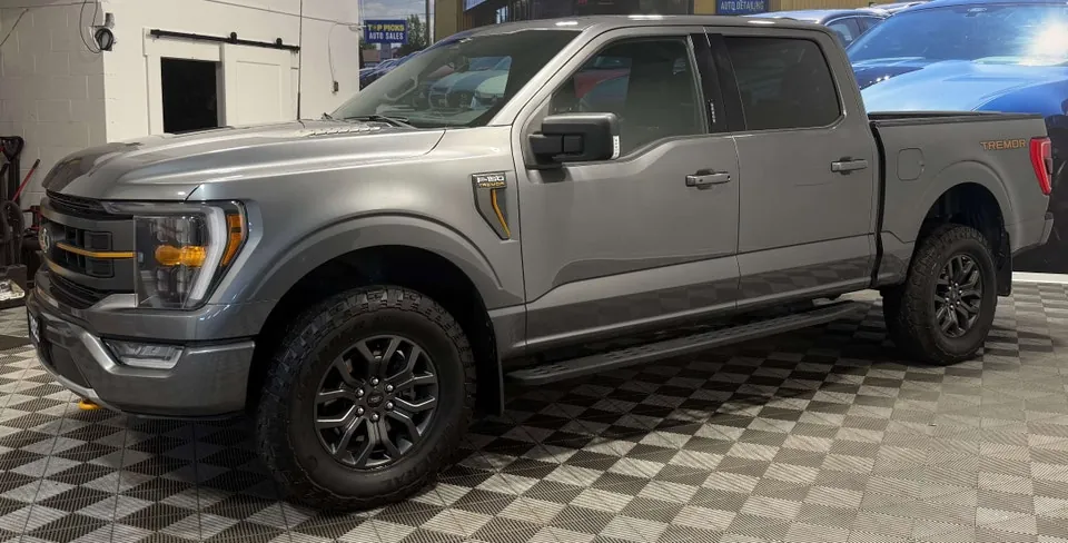 Ford F-150 2023 photo 2