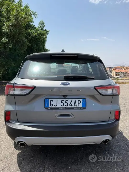 Ford Kuga 2022 photo 4