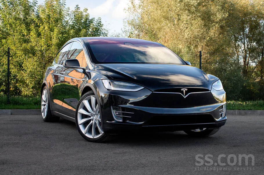 Tesla Model X