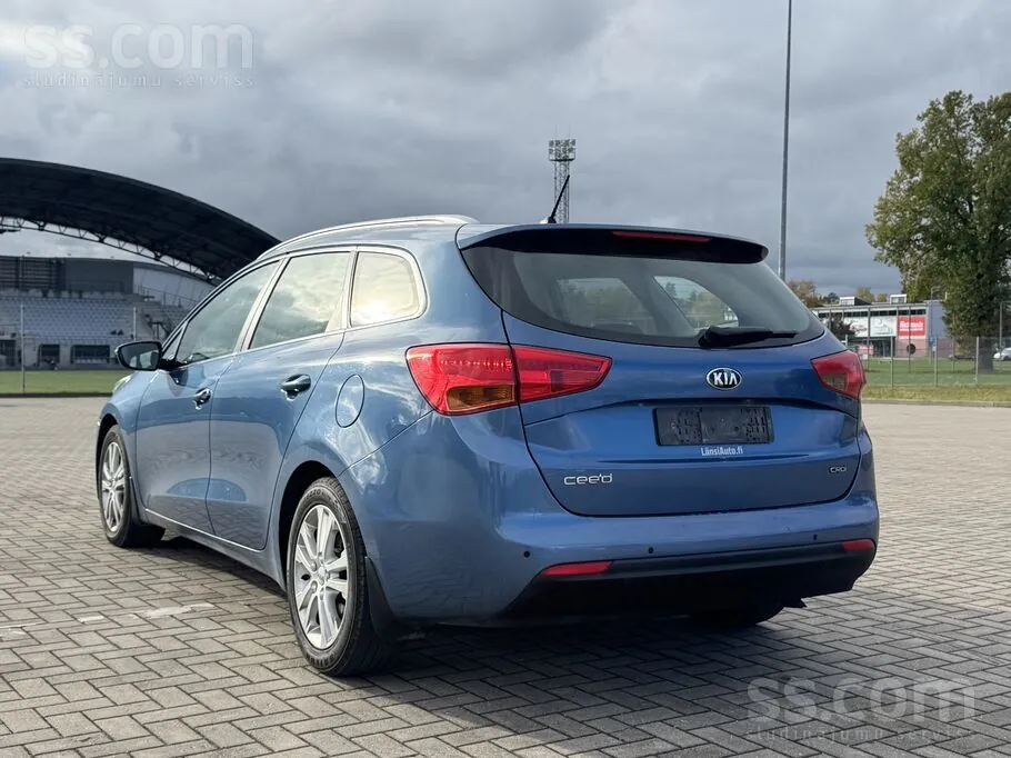 Kia Ceed 2013 photo 4