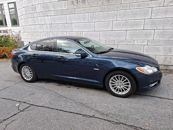 Jaguar Xf 2009 photo 3