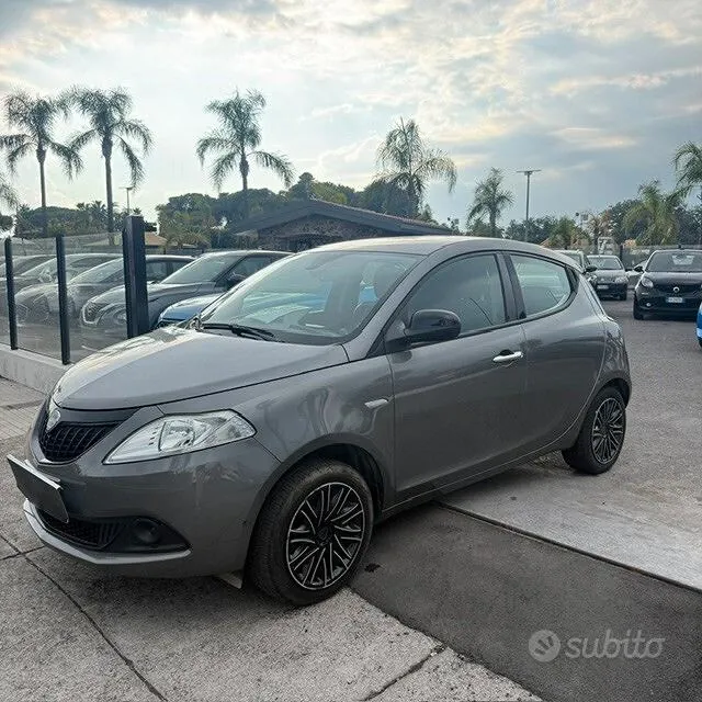 Lancia Ypsilon 2023 photo 3