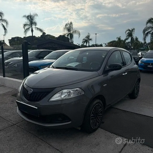 Lancia Ypsilon 2023 photo 5