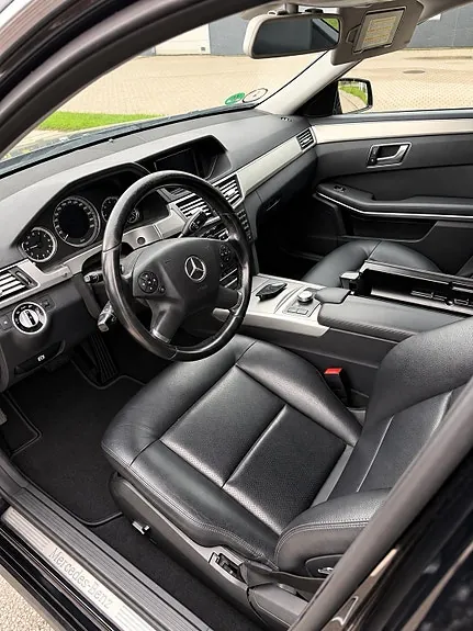 Mercedes-Benz E200 2013 photo 4