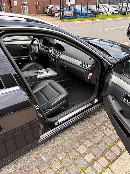 Mercedes-Benz E200 2013 photo 5