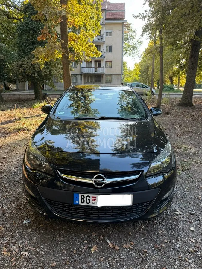 Opel Astra J