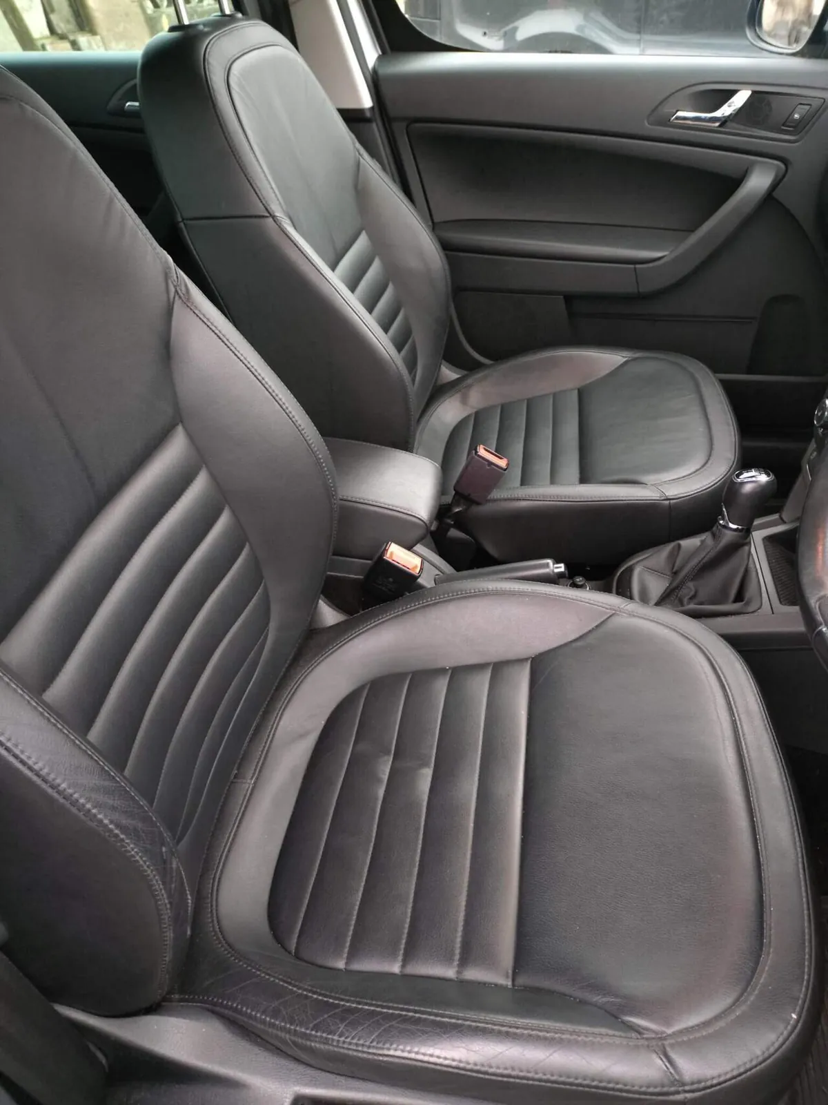 Skoda Yeti 2017 photo 2