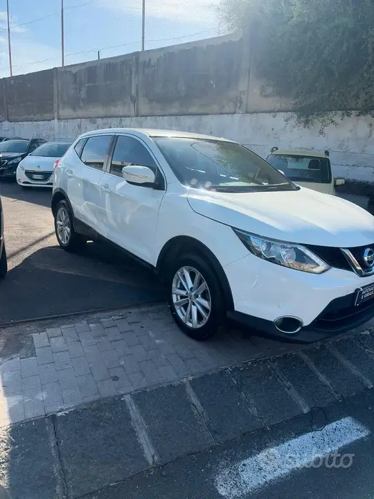 Nissan Qashqai 2014 photo 3