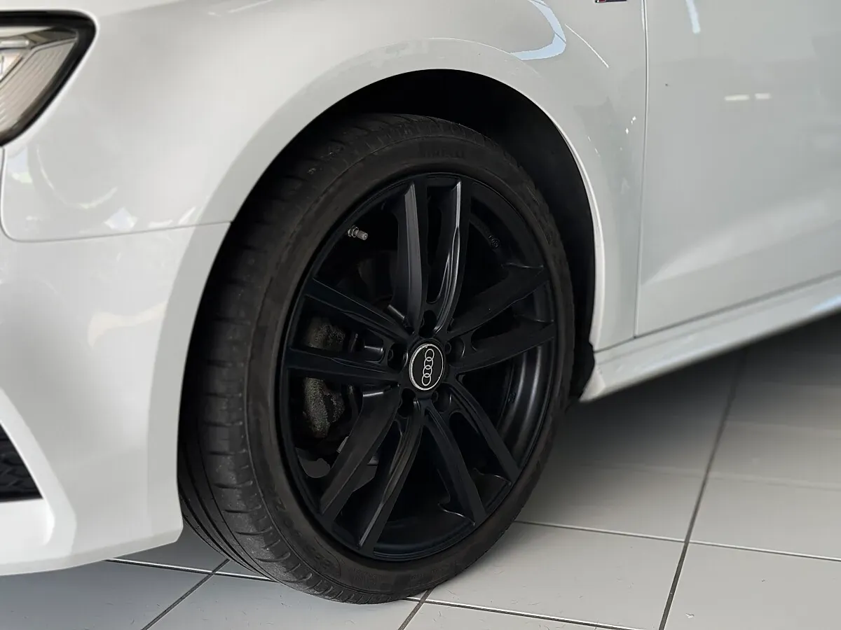 Audi A3 2019 photo 3