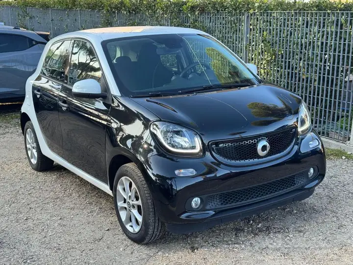 Smart Forfour 2019 photo 3