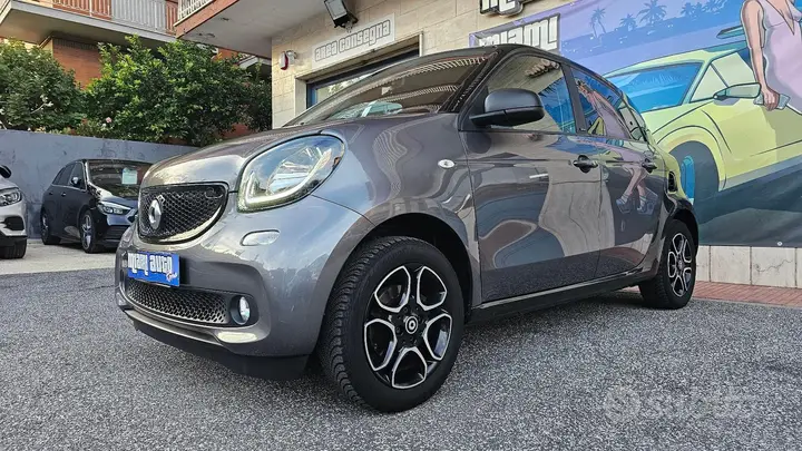 Smart Forfour 2019 photo 2