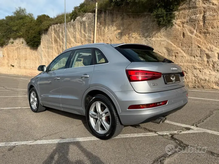 Audi Q3 2015 photo 4