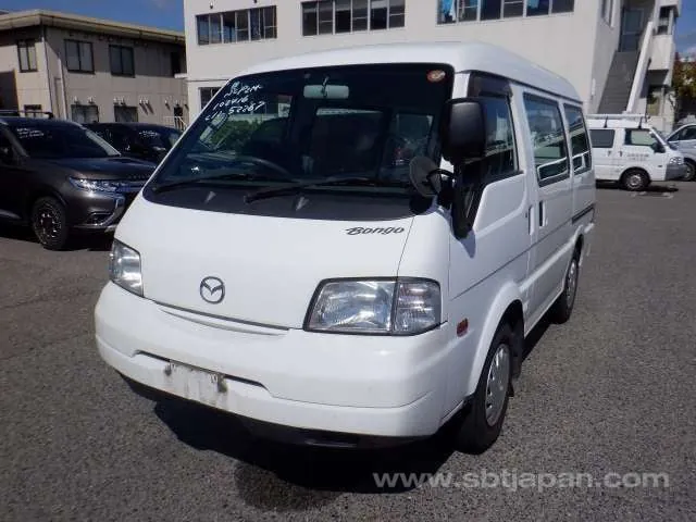 Mazda Bongo 2017 photo 2