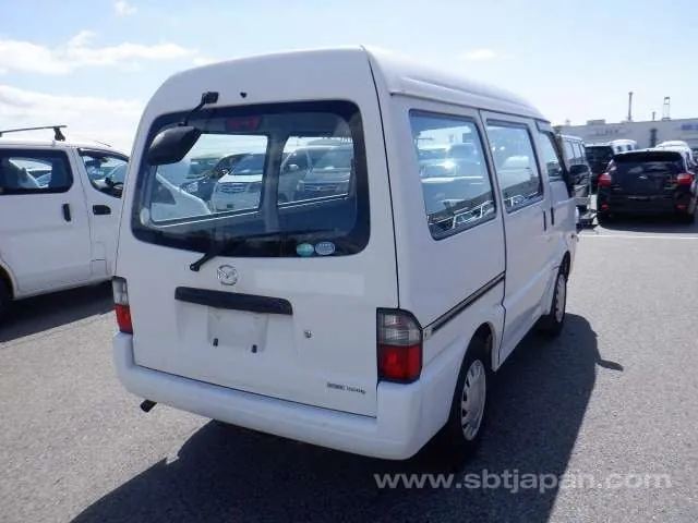 Mazda Bongo 2017 photo 4