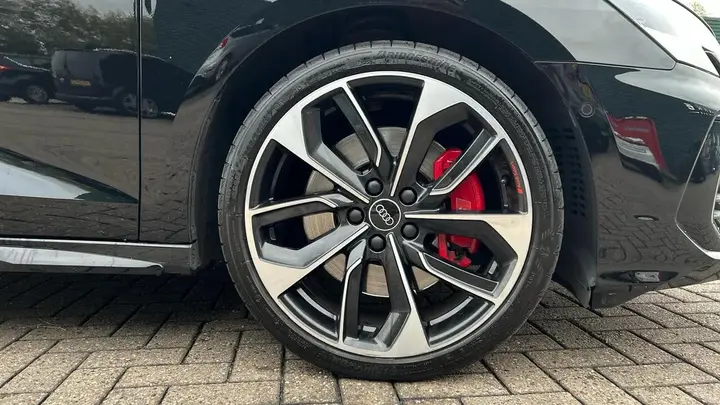 Audi S3 2023 photo 5
