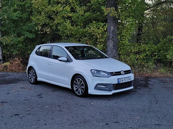 Volkswagen Polo 2012 photo 3