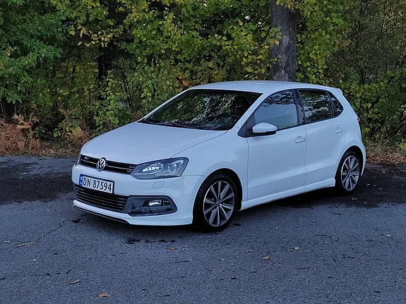Volkswagen Polo 2012 photo 4