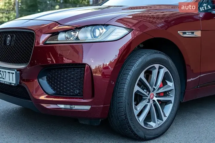 Jaguar F-Pace
