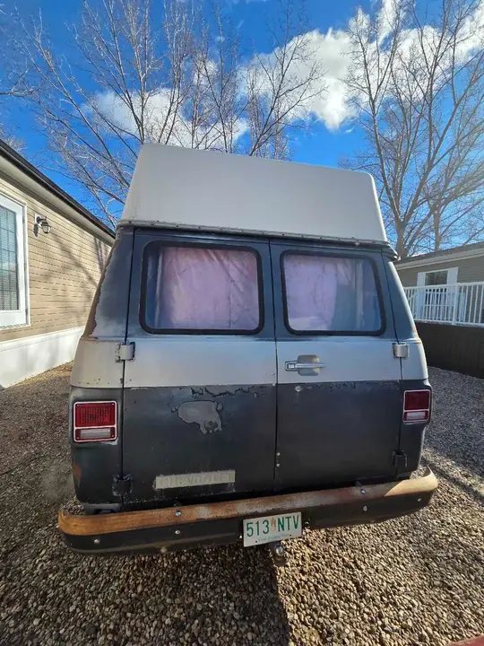 Chevrolet Van 1981 photo 4