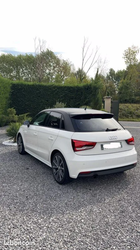 Audi A1 2016 photo 3