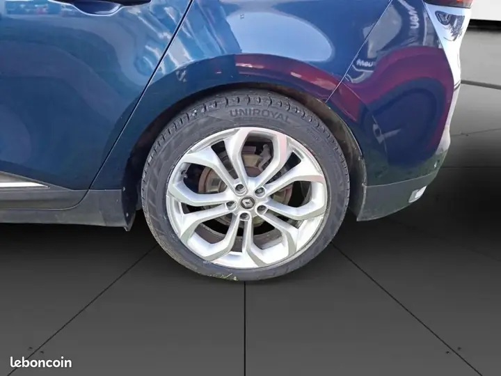 Renault Grand Scenic 2019 photo 4